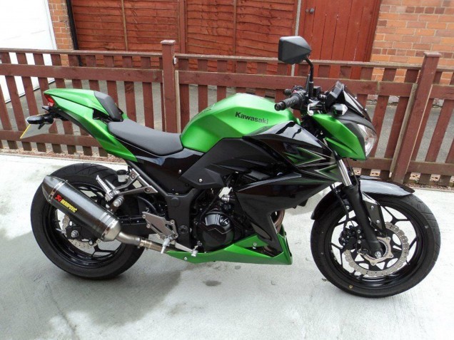 2015-2016 Kawasaki Z250/Z300 Motorcycle Fairing - Green Matte Black Australia for Sale