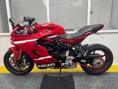 2017-2022 Ducati Supersport 939/939S Motorcycle Fairings - Red Black White Stripe Australia for Sale