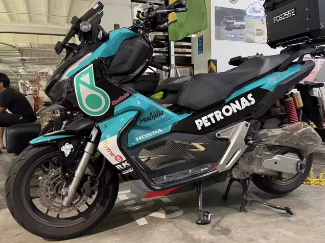 2018-2021 Honda ADV150 Motorcycle Fairings - Blue Green Red Glossy Black Petronas Australia for Sale
